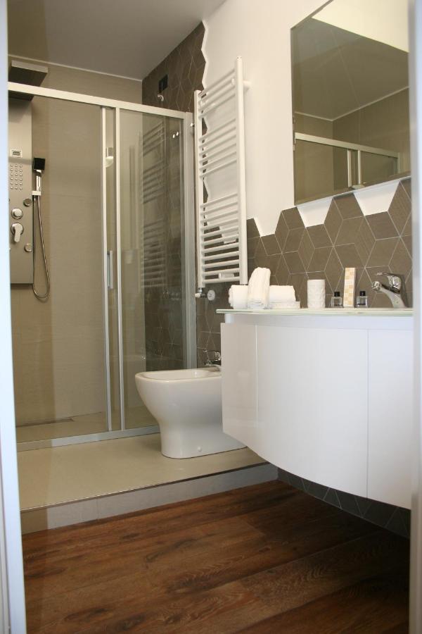 Luxury Rooms & Suites Olbia Esterno foto