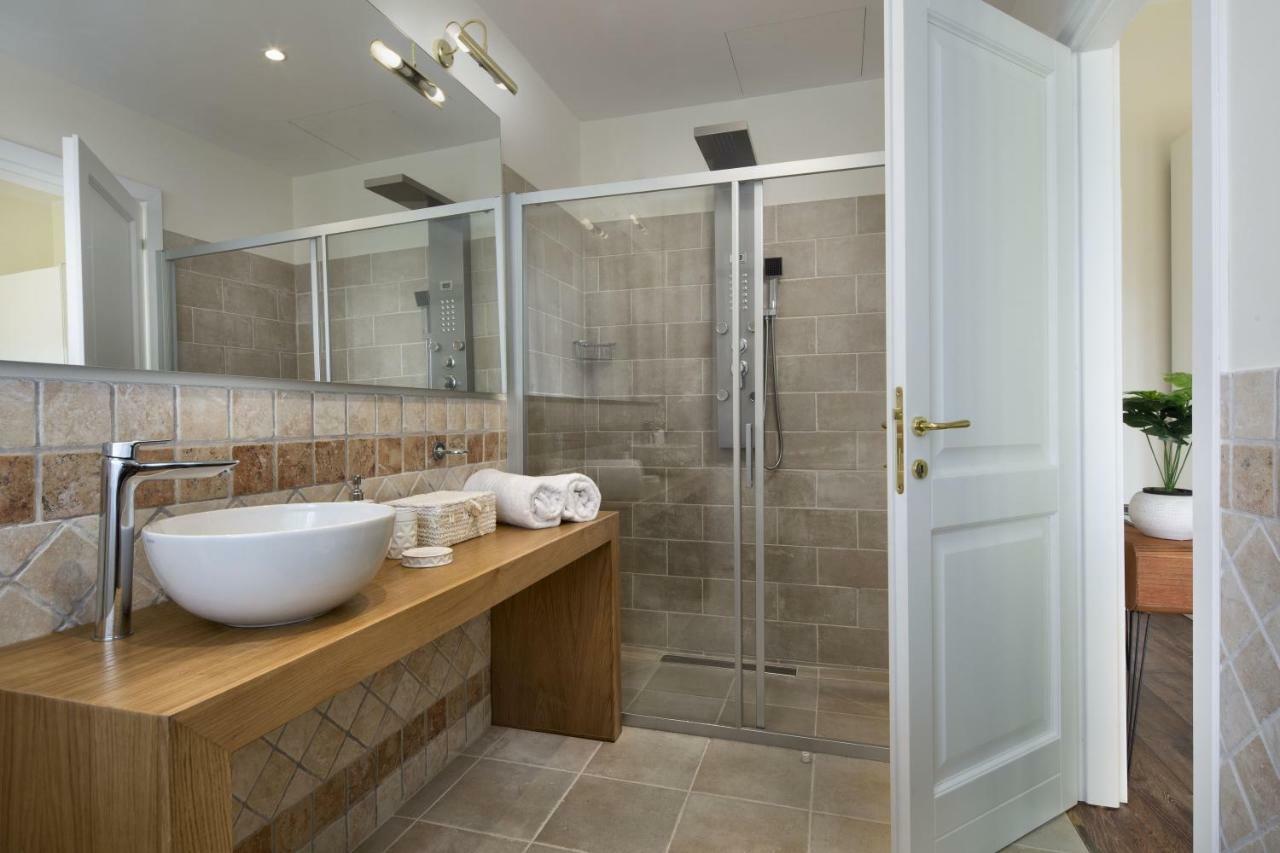 Luxury Rooms & Suites Olbia Esterno foto
