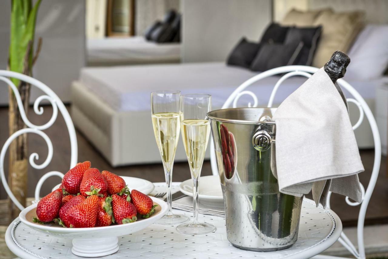 Luxury Rooms & Suites Olbia Esterno foto