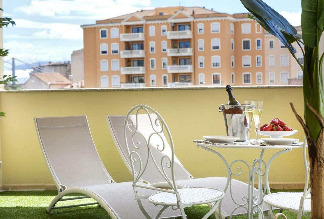 Luxury Rooms & Suites Olbia Esterno foto