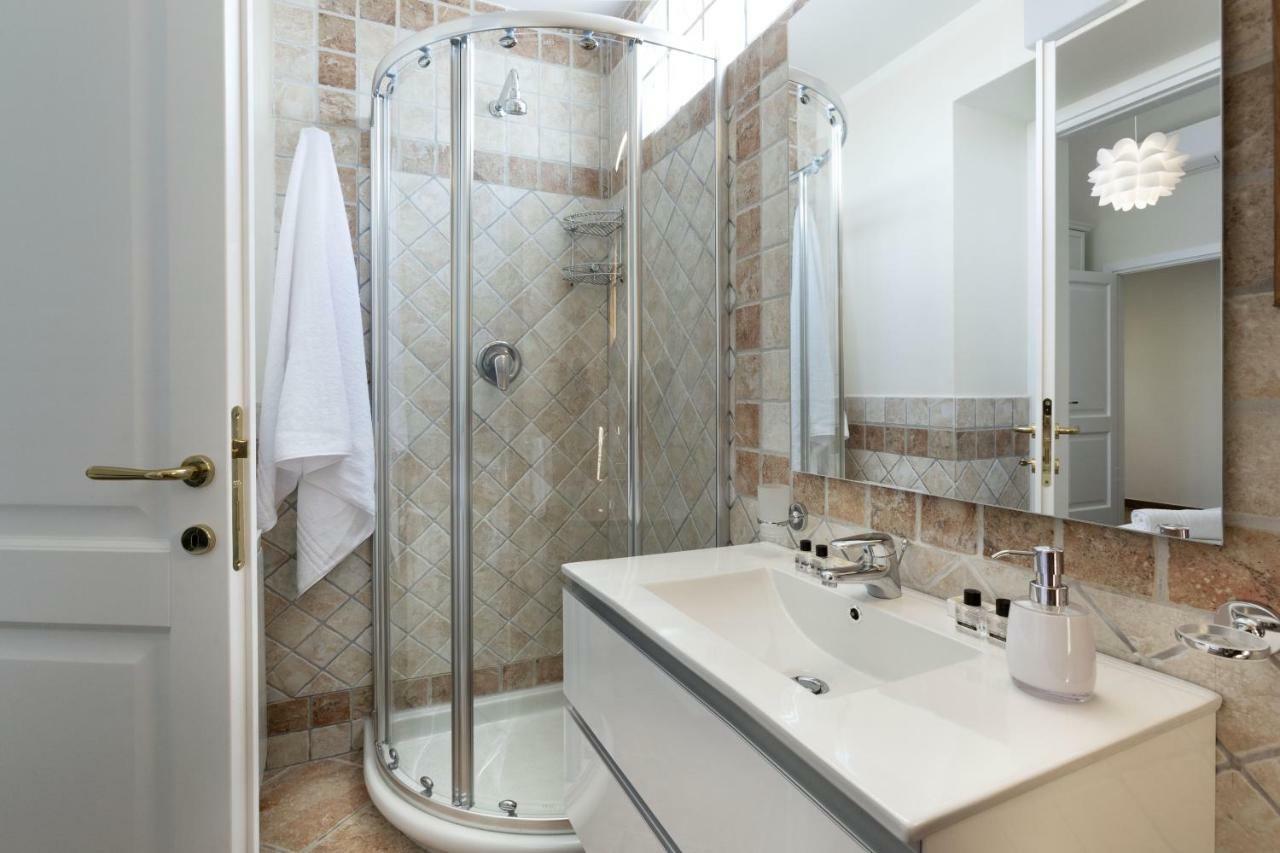 Luxury Rooms & Suites Olbia Esterno foto